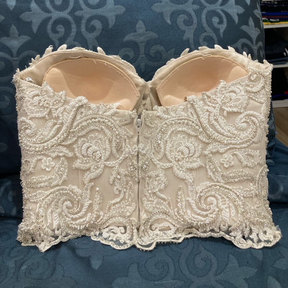 Badgley Mischka Ivory corset size 4 - Picture 2 of 7